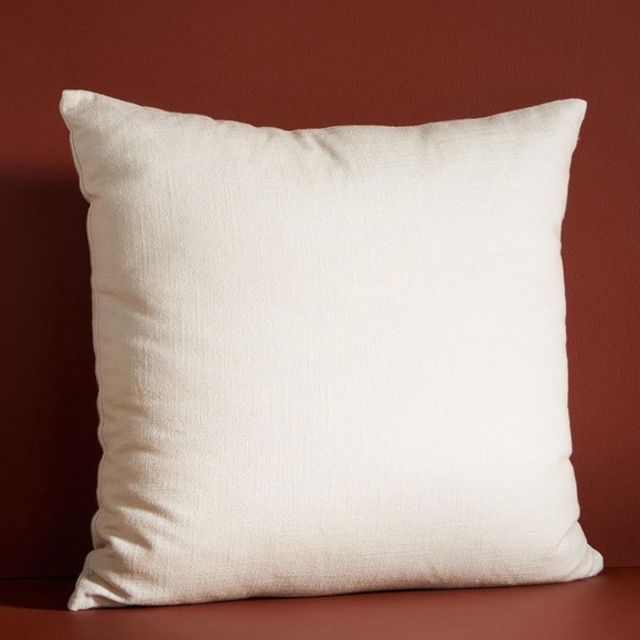 Anthropologie Giraffe Claus Embroidered Pillow - Picture 8 of 12